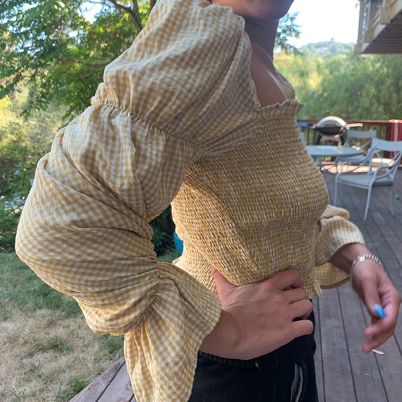 blouse - Picture 3 of 6